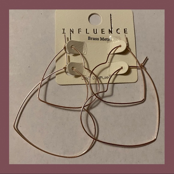 2 Sets Rose Gold Pierced Heart Earrings NWT Gift - Picture 3 of 4